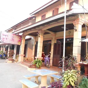 Central Backpacker Hostel Guest house